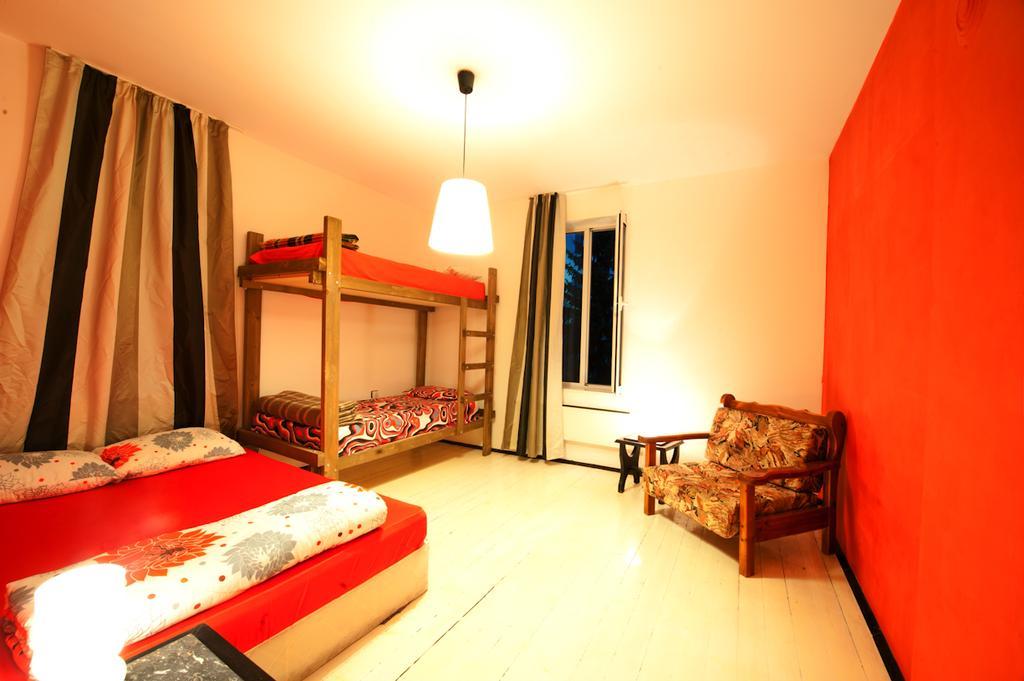 Yha Levitt Smart Hostel - Sofia — Photos 3